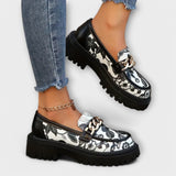 Mocasines elegantes retro con hebilla metálica de Anna, ligeros para el verano.
