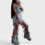 Gaia - Top corto de denim azul claro con tirantes detallados y conjunto de shorts rasgados