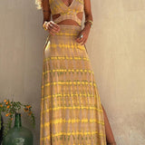 Bianca – Vestido con Diseño Audaz y Escote Profundo