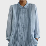 Amalie | Camisa blanca con encaje y pliegues