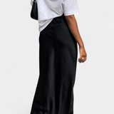 Fable | Falda utilitaria maxi con diseño sencillo y estilo a medida
