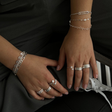 Věnceslava Elegante Anillo Moderno con Brillo Diario