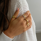 Věnceslava Elegante Anillo Moderno con Brillo Diario