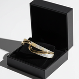 Elegante pulsera de oro