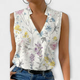 Top suave de verano con cuello de pico
