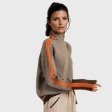 Kinga | Jersey de rayas con cuello alto elegante