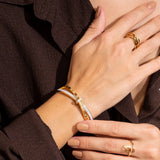 Eva Sofisticada Pulsera Minimalista de Acero Inoxidable con Estilo