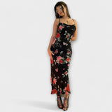 Vestido ajustado con estampado floral y tirantes