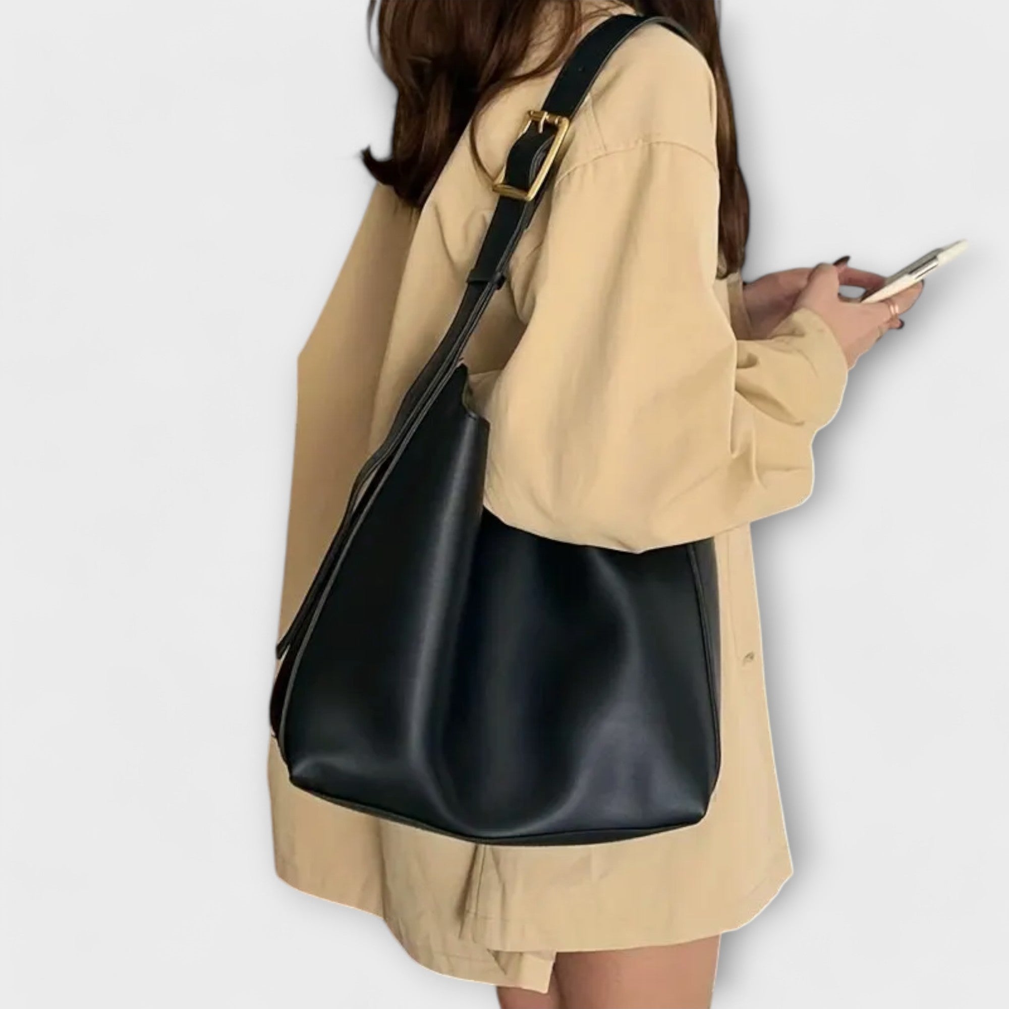 Cécile. – Elegante bolso de piel para el hombro