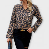 Blusa casual con estampado de leopardo