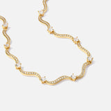 Josefína – Collar de oro con estructura orgánica.