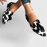 Fermina | Mocasines elegantes de punta fina y diseño bicolor