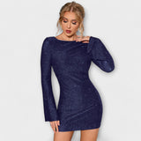Vestido de lentejuelas sin espalda y manga larga
